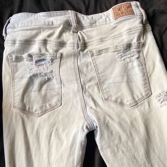 light blue american eagle jeans - Picture 4 of 4